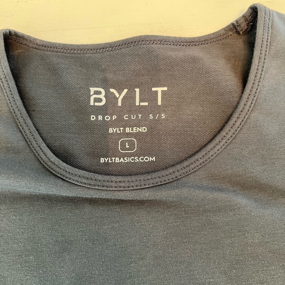 BYLT Drop Cut Lux Shirt Men’s Gray Short Sleeve Athletic Fit Men's Size Large - Picture 3 of 5